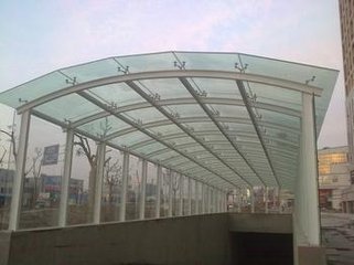 阳光棚安装报价是多少？阳光棚价格计算方法 